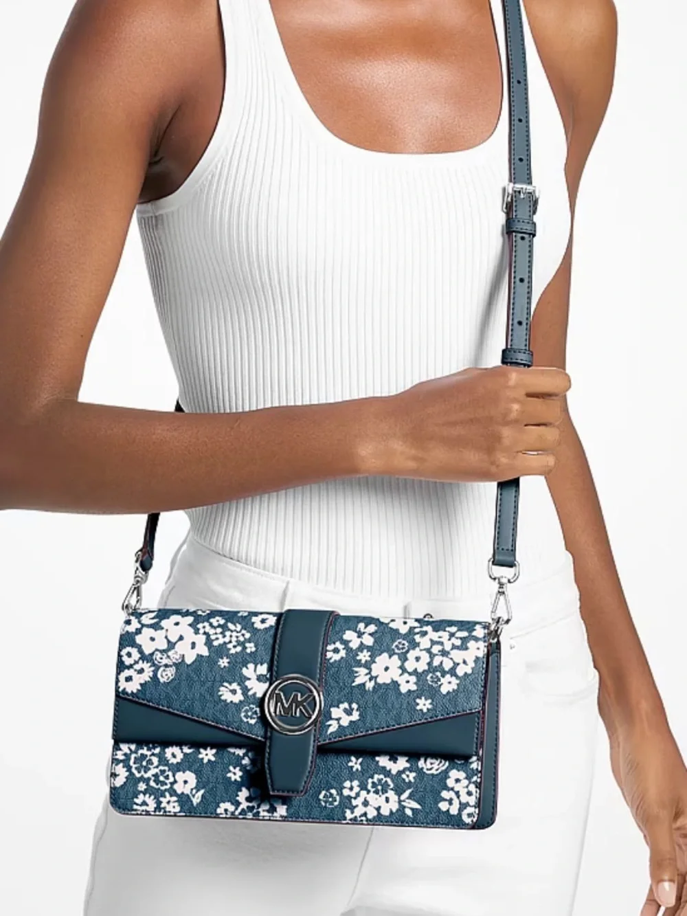 MICHAEL KORS Greenwich Md Printed Signature Logo Convertible Shoulder Admiral NW